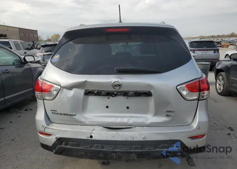2013 Nissan Pathfinder S z USA, uszkodzony, nr VIN 5N1AR2MM1DC638356